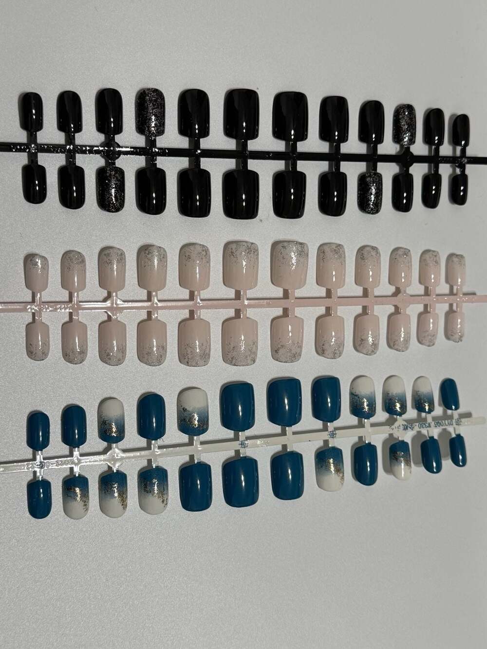 Press On Fake Nail Set Assorted Colors And Styles